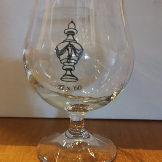 Lustrumglas 13 met Lustrumbier